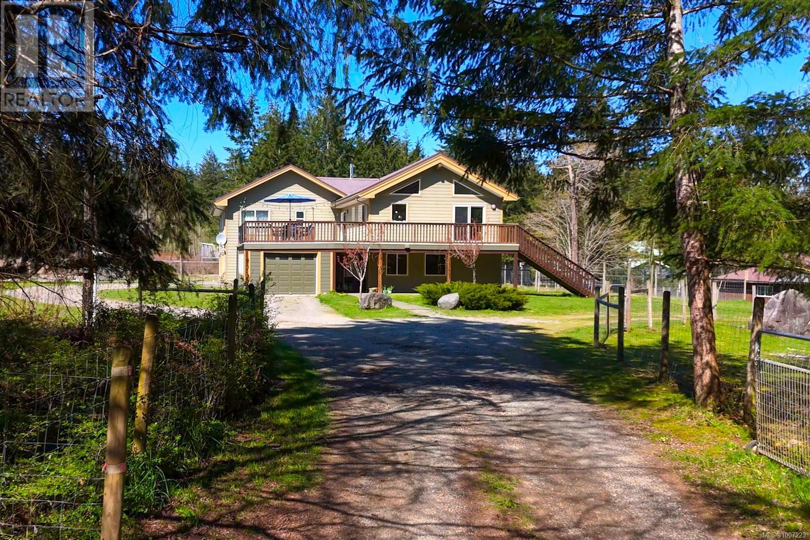 2892 Maridge Rd, Courtenay, BC V9J 1M9