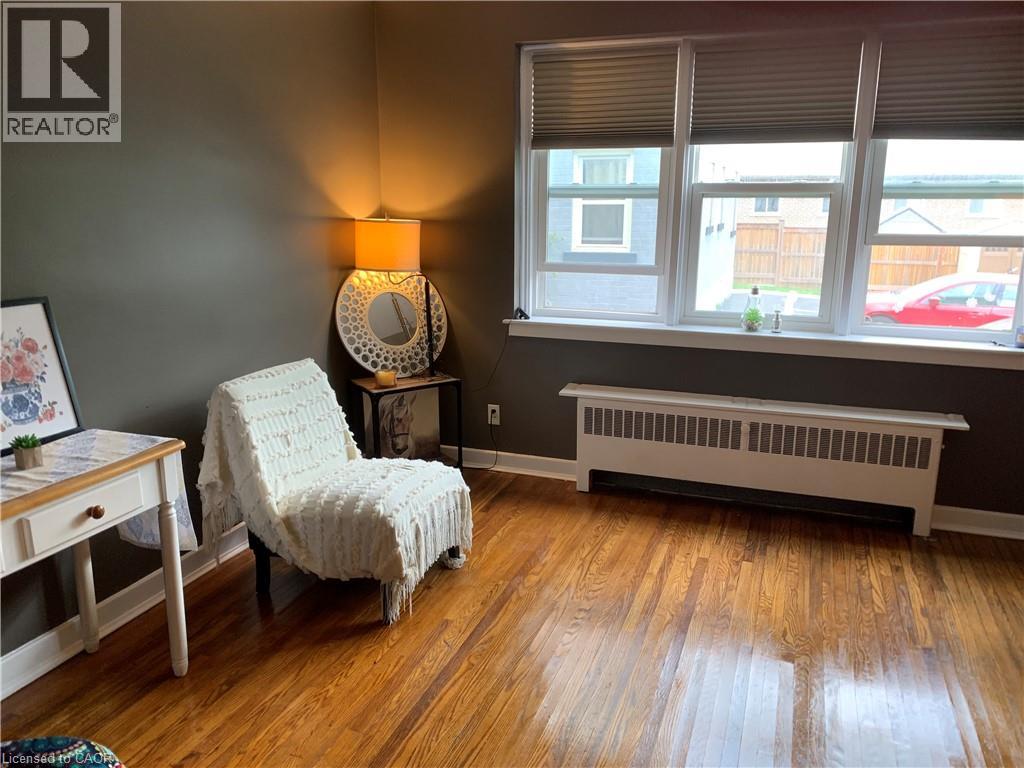 1759 King Street E Unit 33, Hamilton, ON L8K 1V6