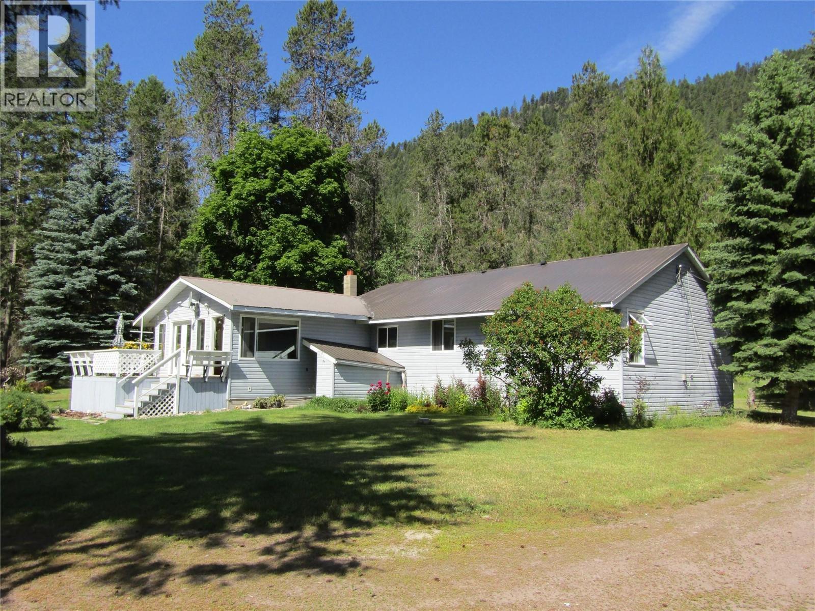 3260 Christian Valley Rd, Westbridge, BC V0H 1Y0