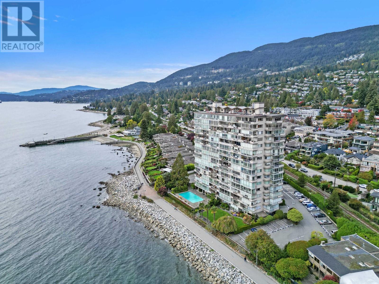 150 24th Street Unit 1006, West Vancouver, BC V7V 4G8