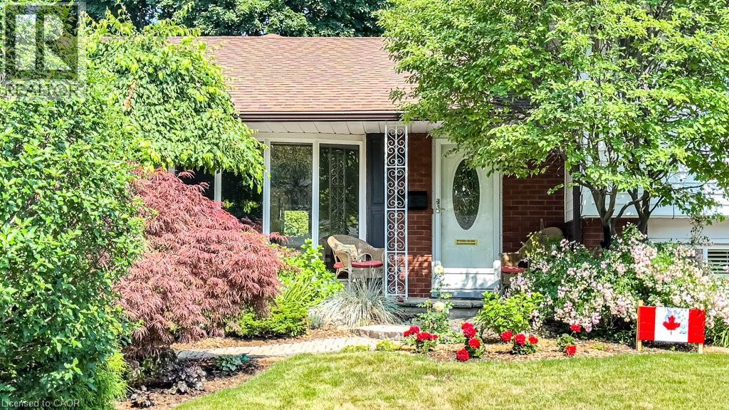 5195 Suncrest Rd, Burlington, ON L7L 3W9