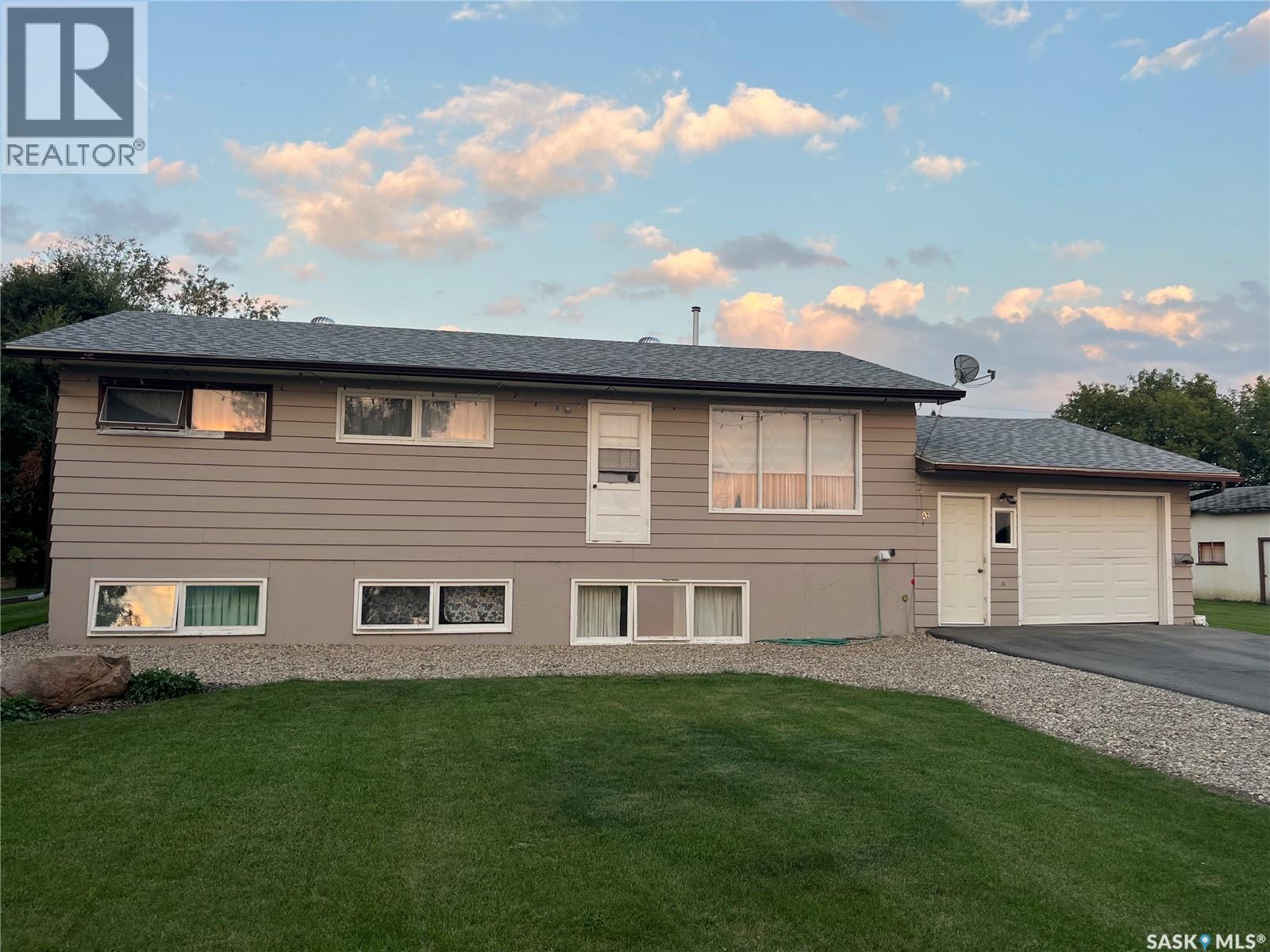 42 6 Street Northeast #ne 40, Wadena, SK S0A 4J0