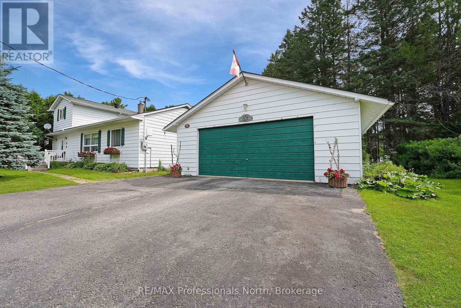 10 Stouffer St, Minden Hills Minden, ON K0M 2K0