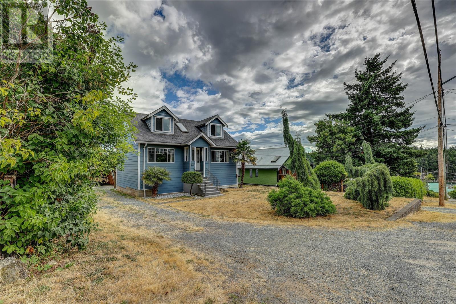 262 Juniper St, Nanaimo, BC V9S 1X4