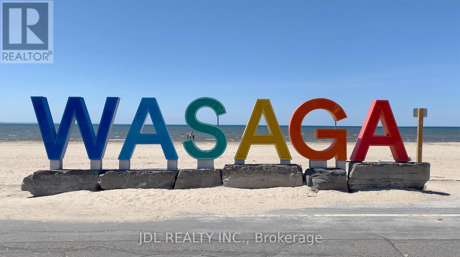 646 Oxbow Park Dr, Wasaga Beach, ON L9Z 2V2