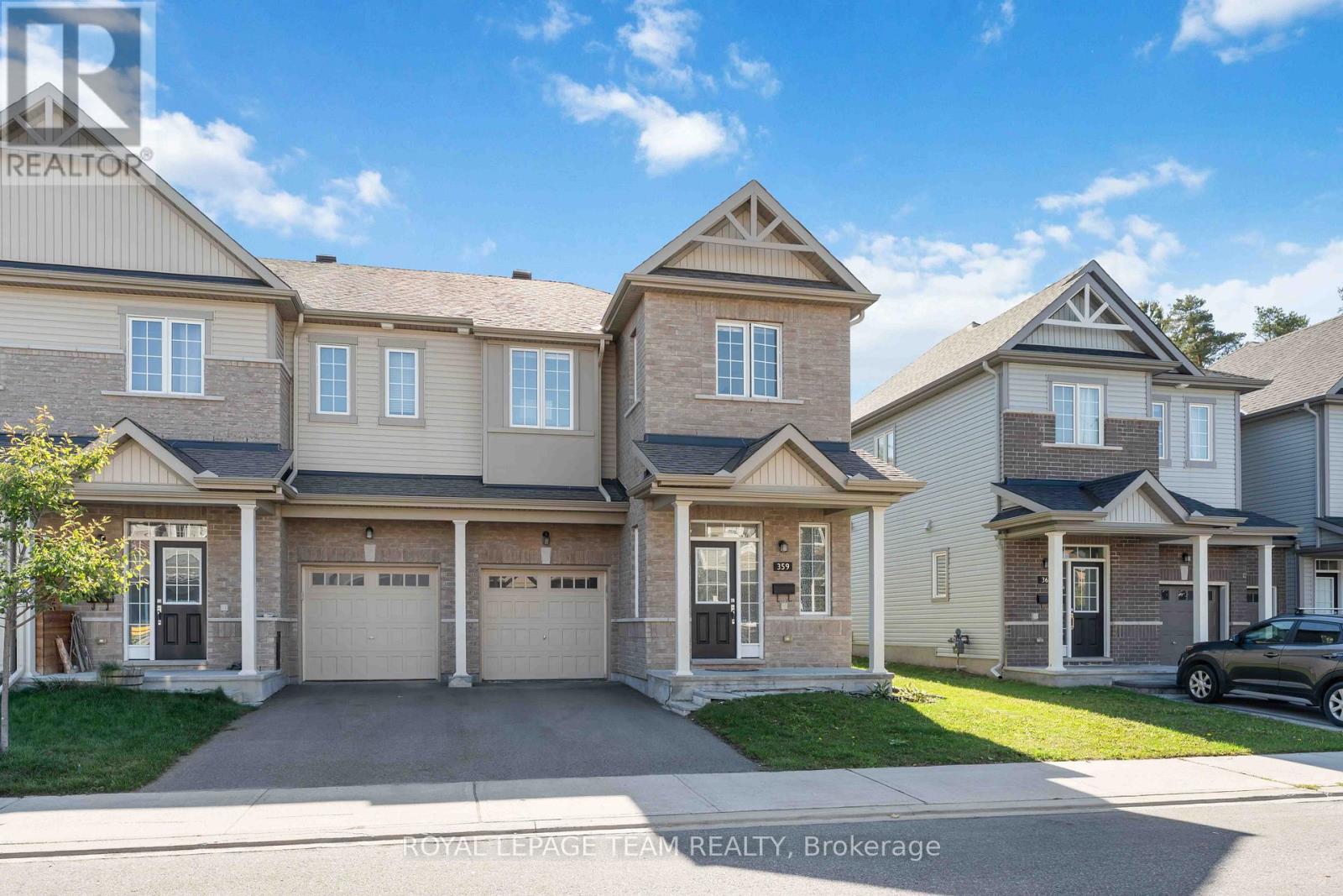 359 Melodie St, Ottawa, ON K1W 0L8