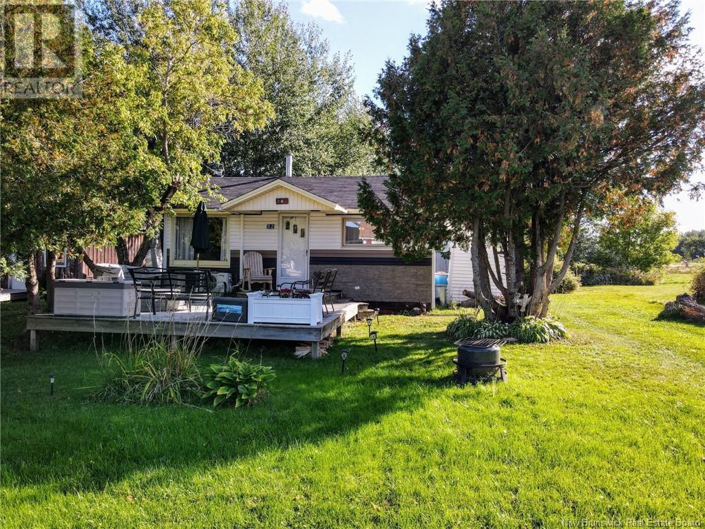 52 Bray Blvd, Cocagne, NB E4R 2G4