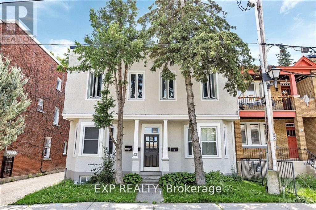 52 St Andrew St, Ottawa, ON K1N 5E9