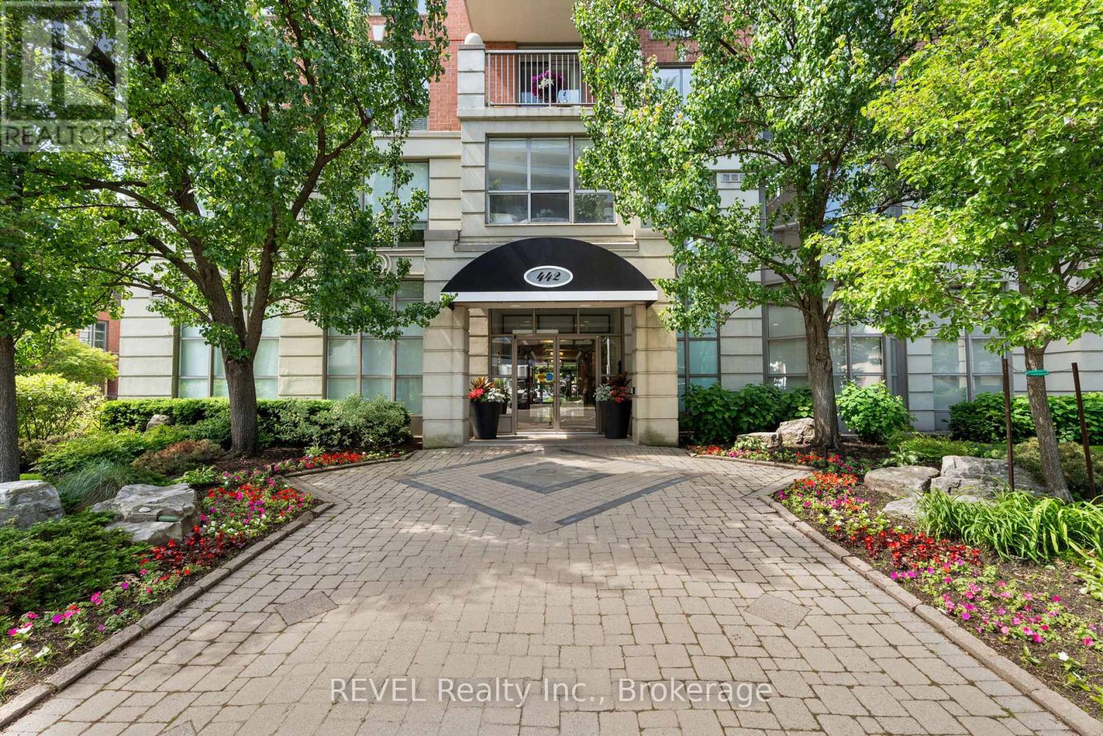 905 442 Maple Ave, Burlington, ON L7S 2L7