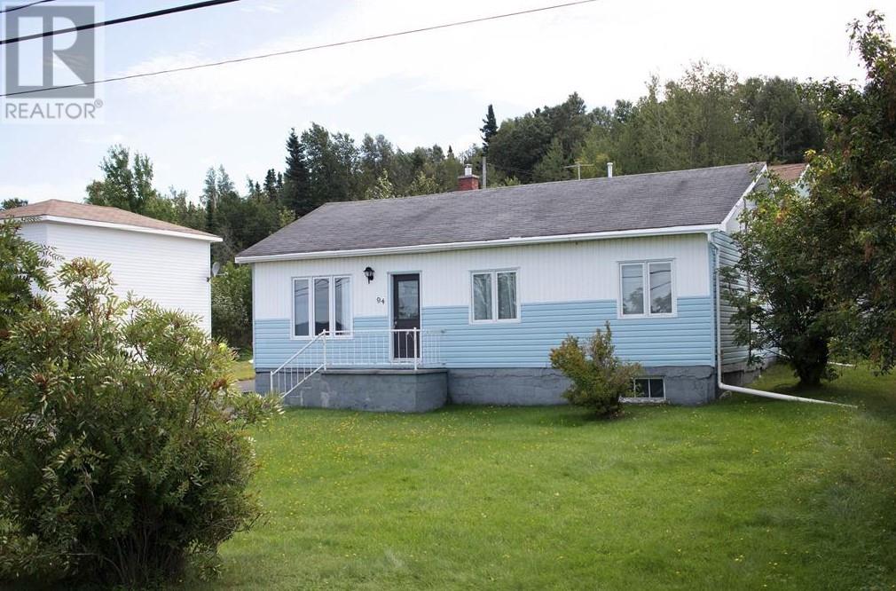 94 Main St, Glovertown, NL A0G 2L0