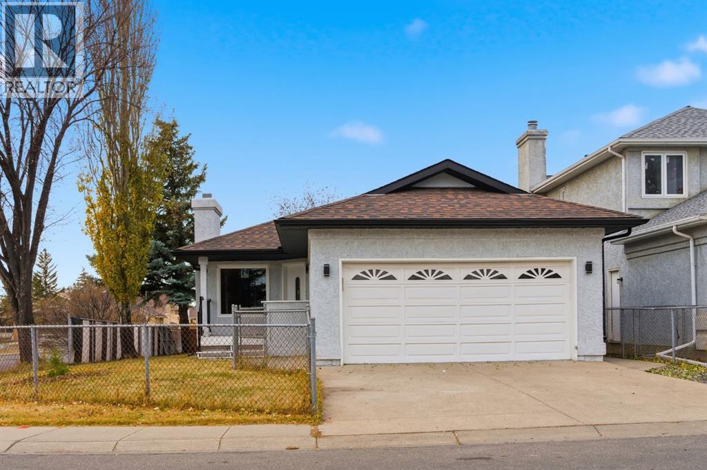 5 Del Monica Bay NE, Calgary, AB T1Y 6R2