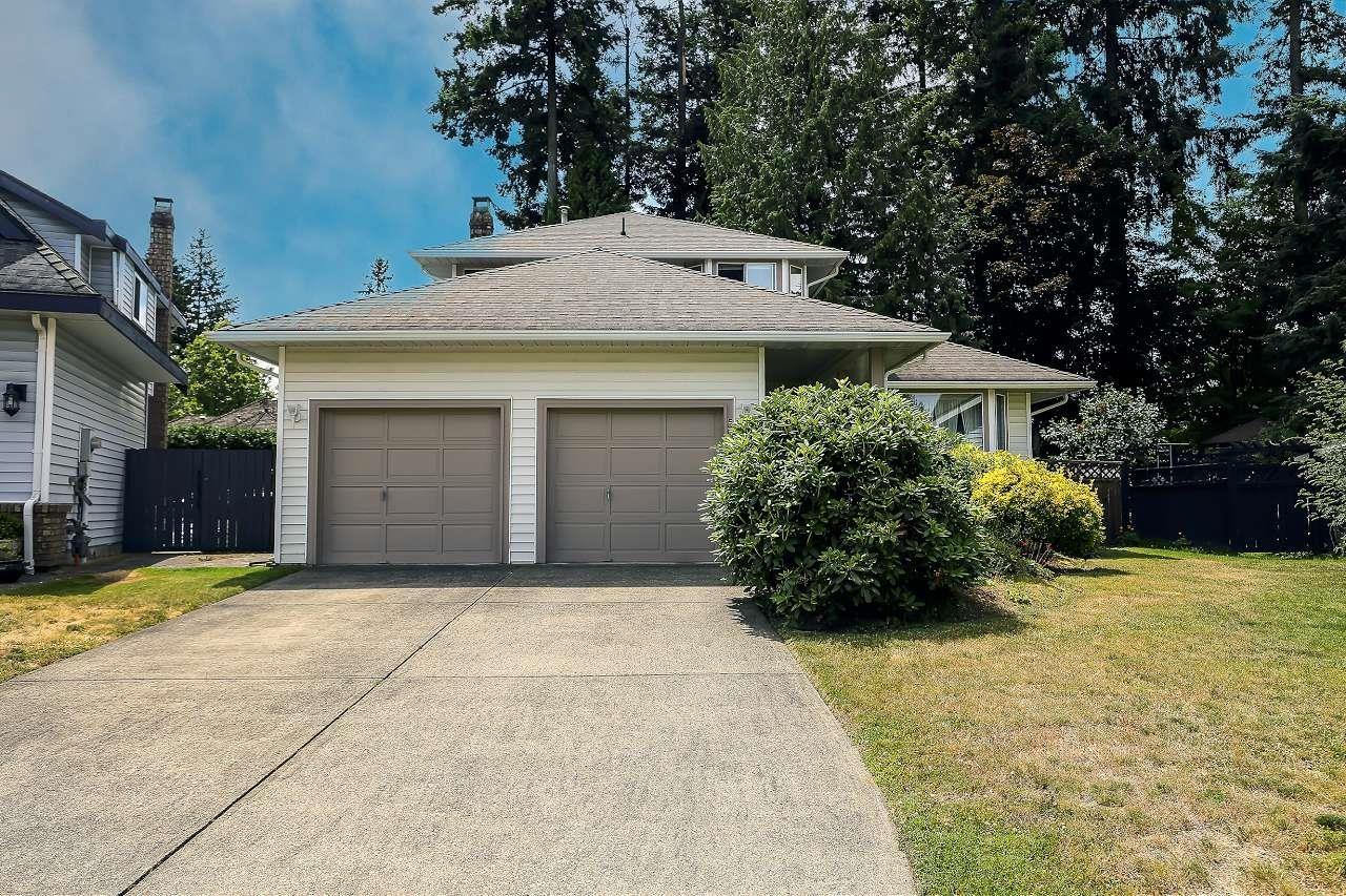 5979 Southpark Grv, Surrey, BC V3X 2B9