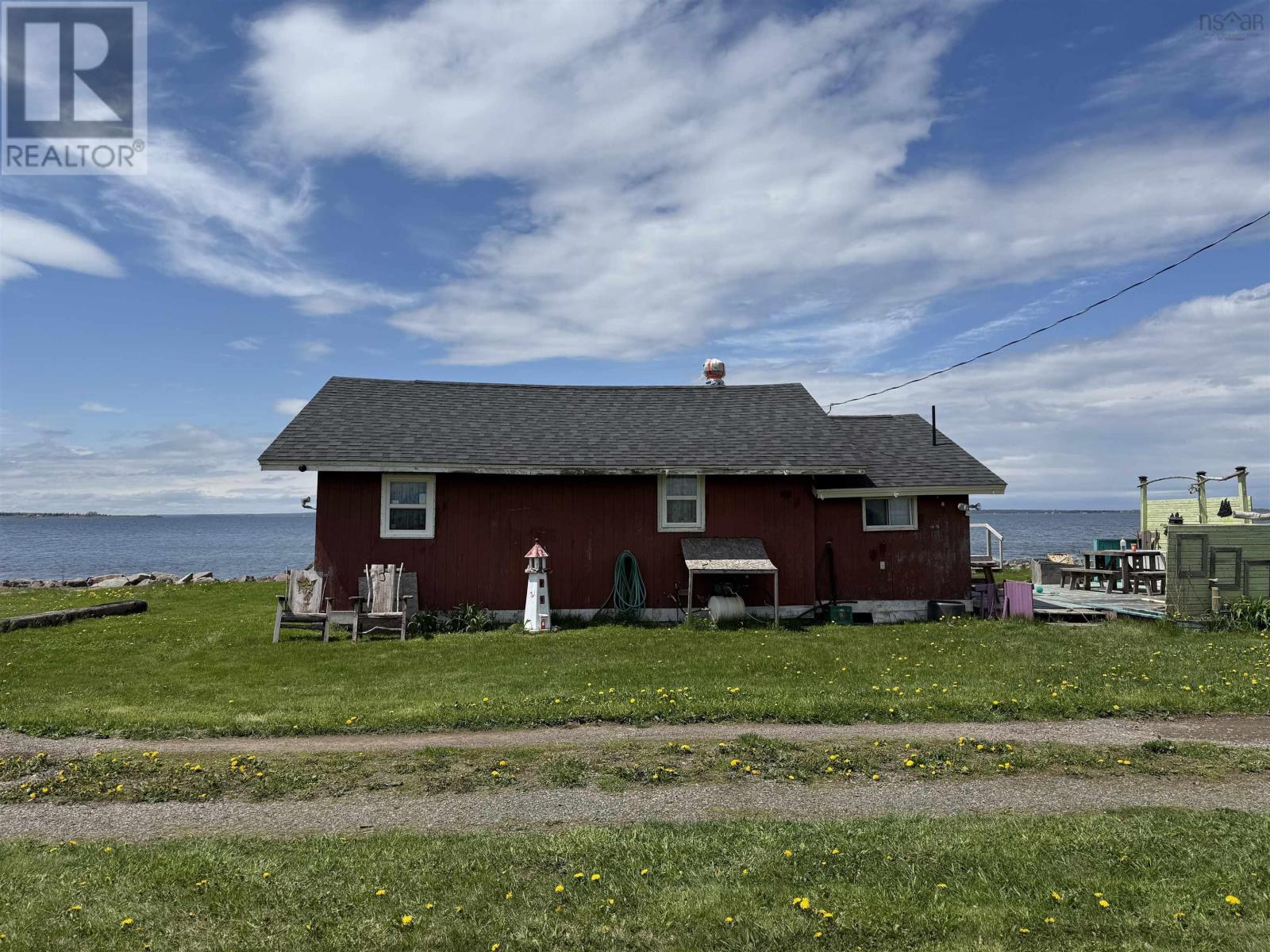 28 Quahog Ln, Brule Point, NS B0K 1V0
