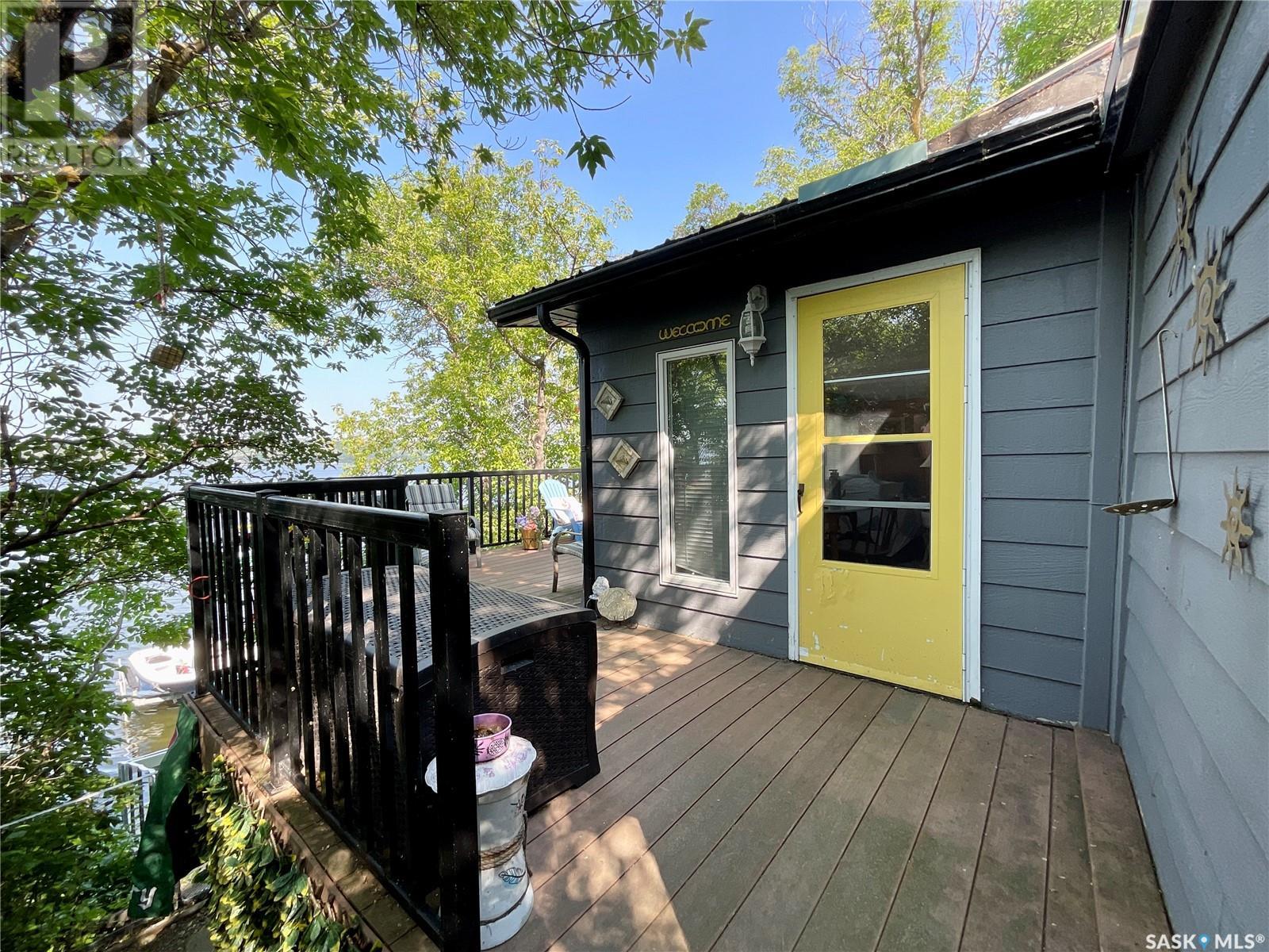 211 Osment Ave, Katepwa Beach, SK S0G 2Y0