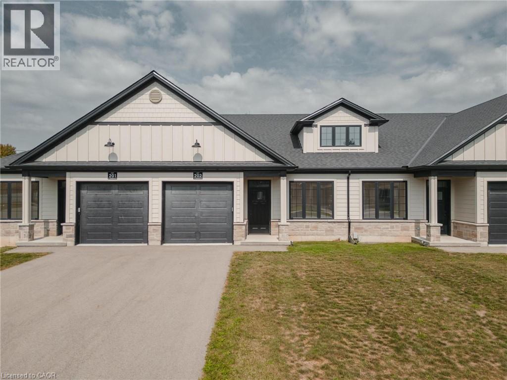 12 Washington Street Unit 202, Norwich, ON N0J 1P0