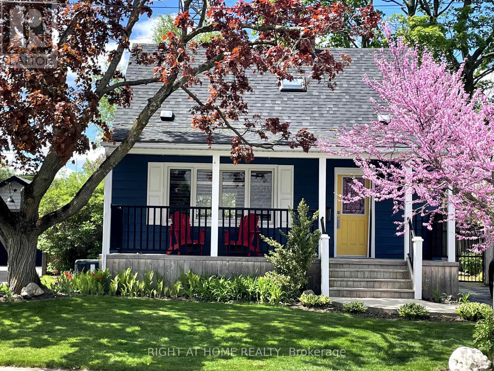 710 Hager Ave, Burlington, ON L7S 1R1