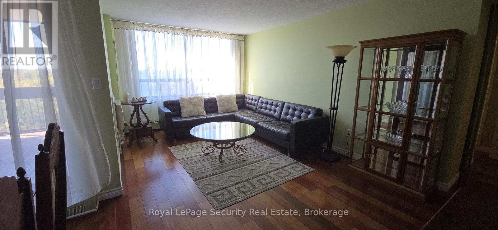 805 2556 Argyle Rd, Mississauga, ON L5B 2H6