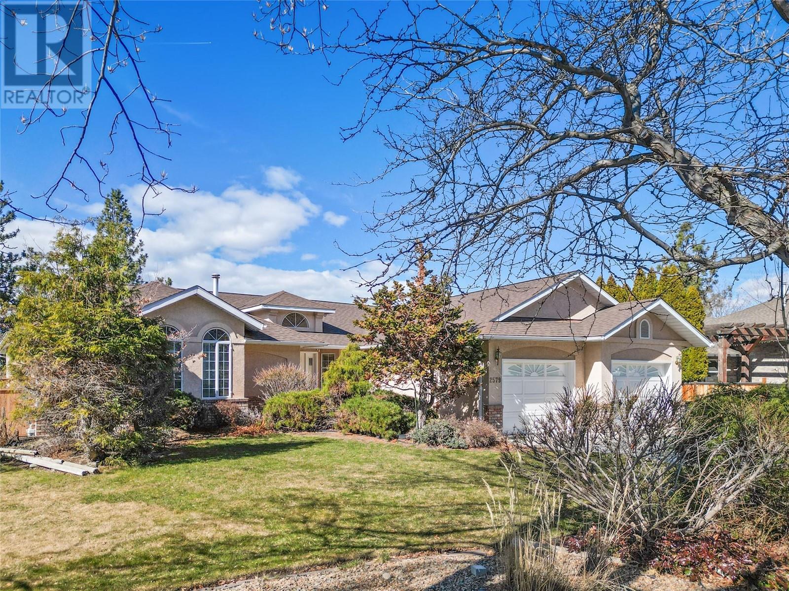2579 Evergreen Dr, Penticton, BC V2A 7Y2 MLS 10307267 Houseful