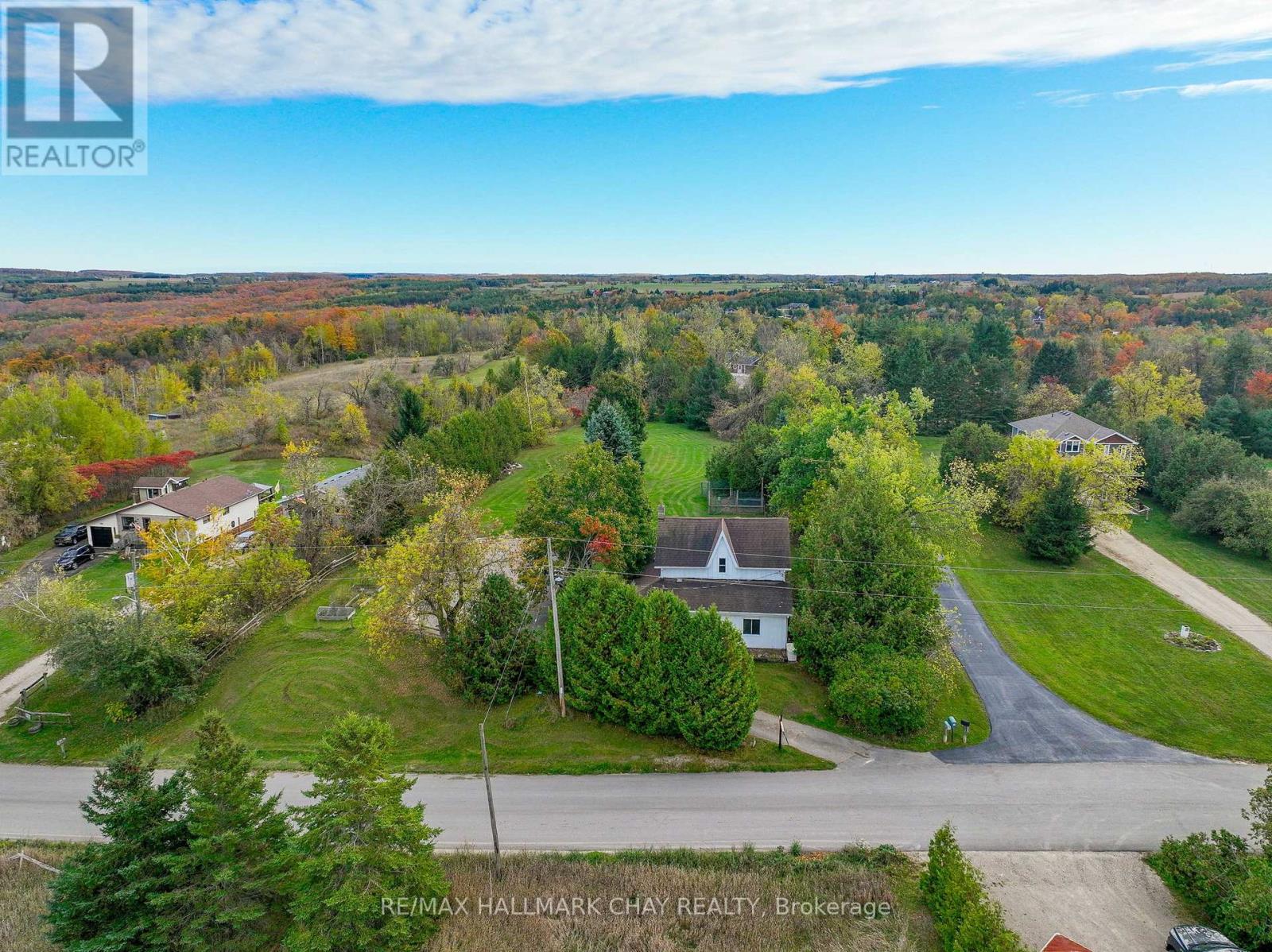 22 Mill Ln E, Melancthon, ON L9V 2T9