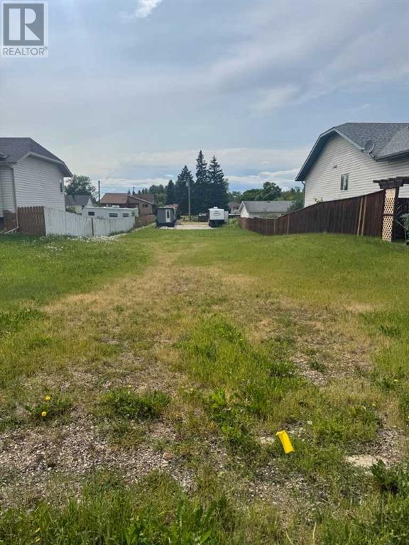 45 Street Unit 3914 #a, Ponoka, AB T4J 1B6