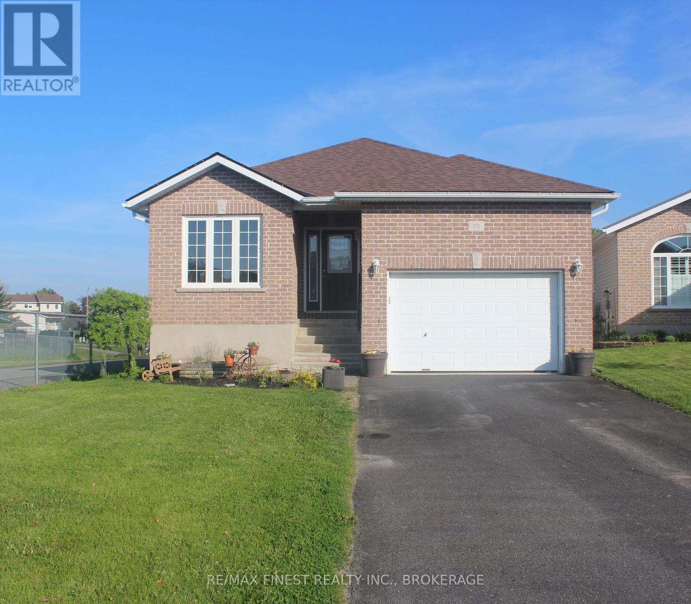 151 Macdougall Dr, Loyalist, ON K7N 0A2