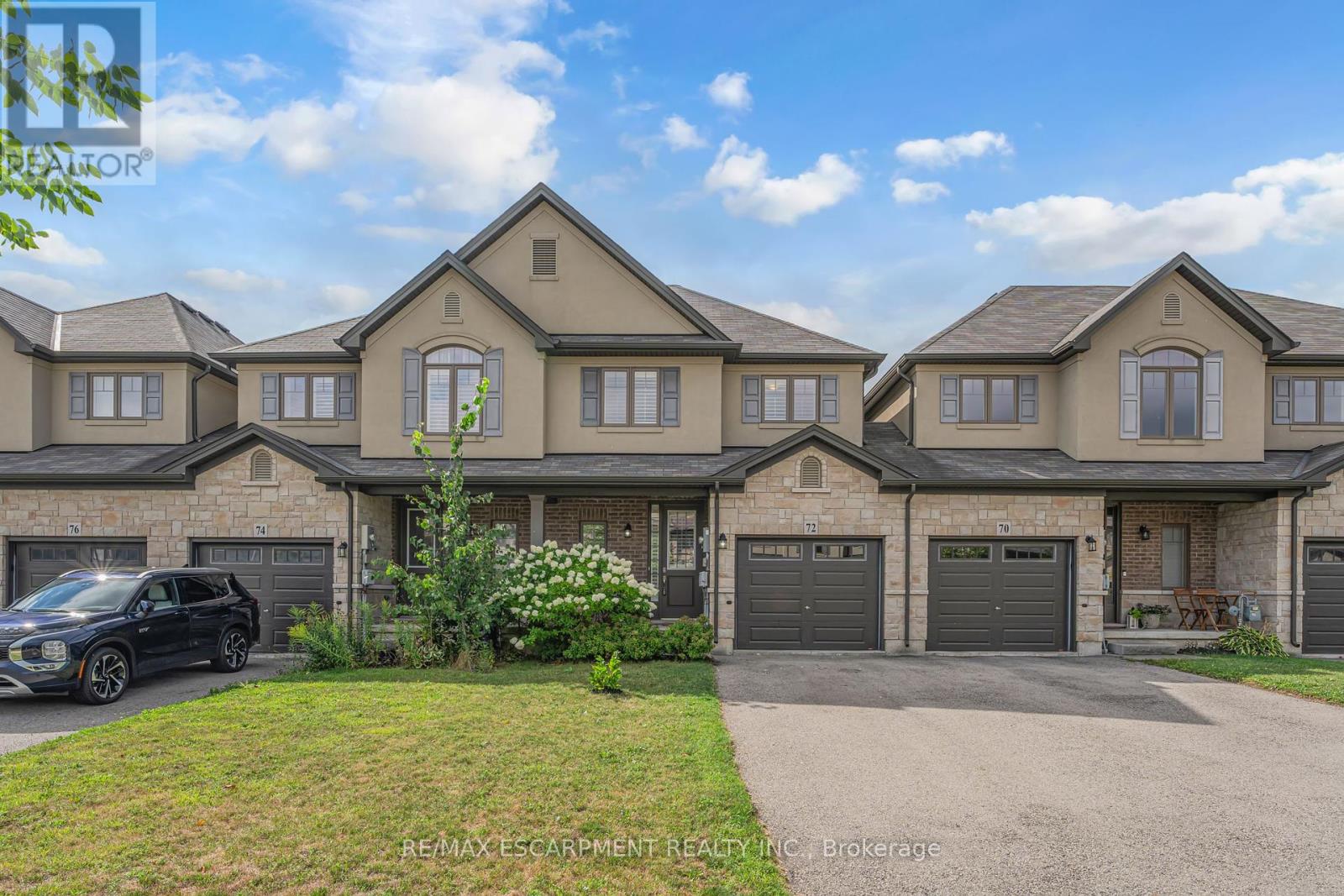 72 Dodman Cres, Hamilton, ON L9G 0G6