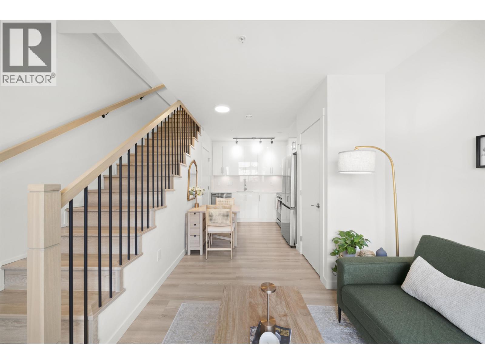 232 Sixth Street Unit 103, New Westminster, BC V3L 0K9