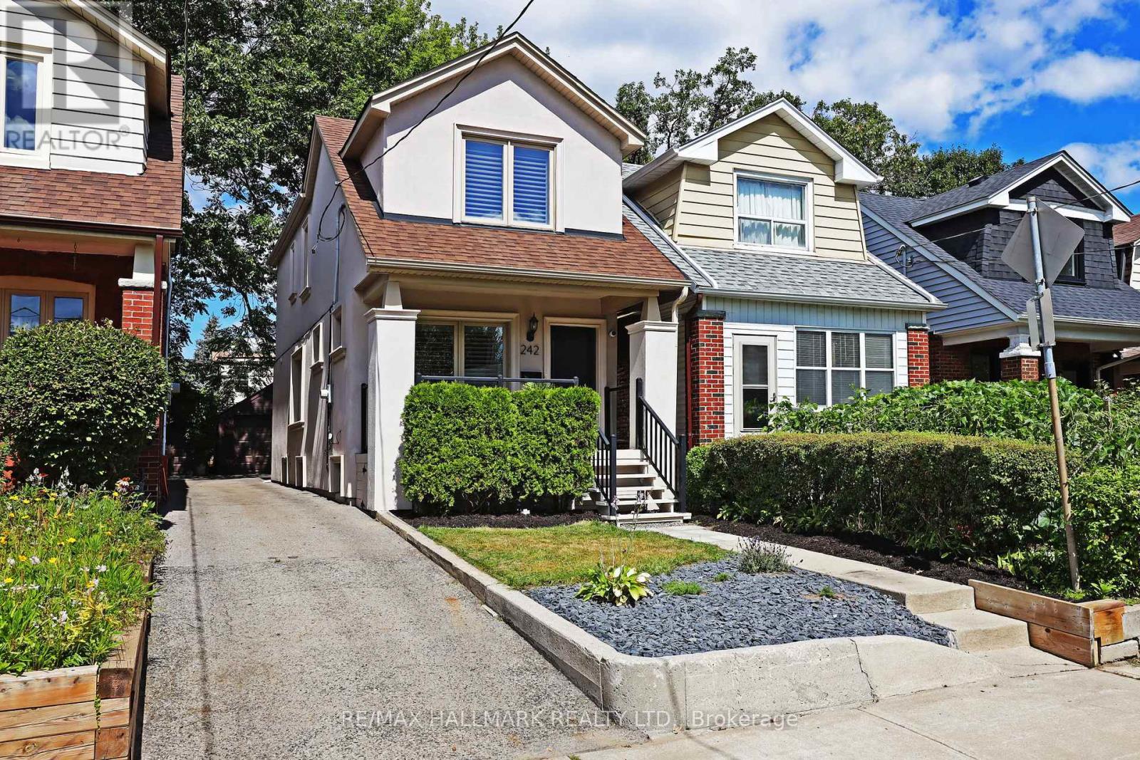 242 Springdale Blvd, Toronto Danforth Village-east York, ON M4C 1Z9