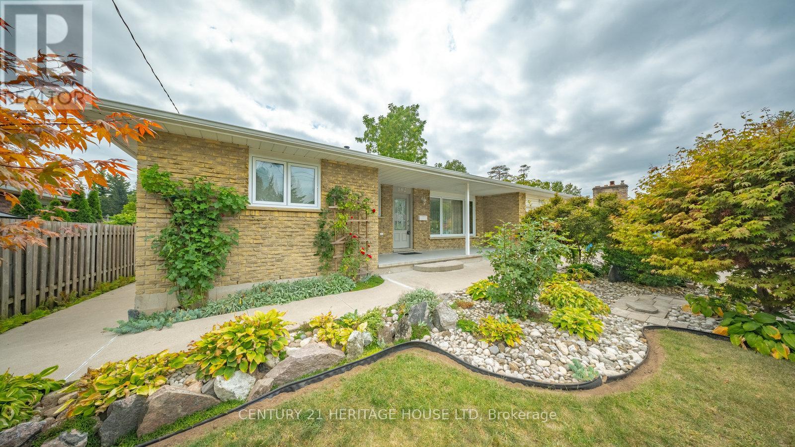 162 Victoria St, Norfolk Simcoe, ON N3Y 1L8