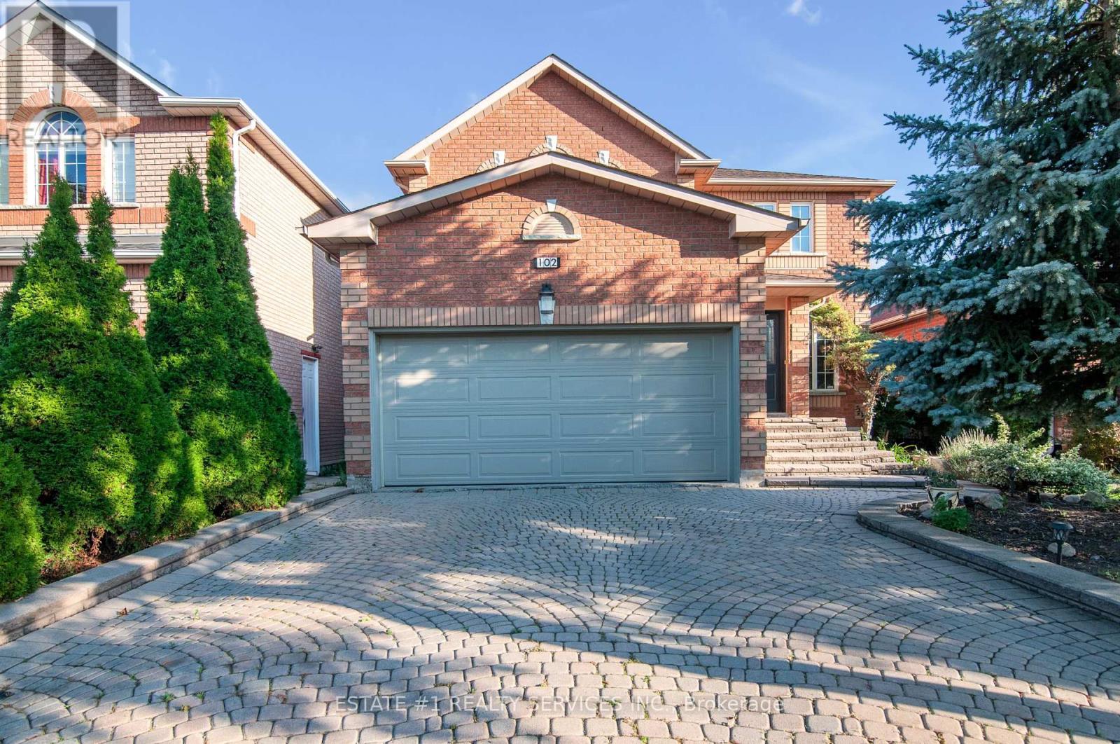 102 Cresthaven Rd, Brampton, ON L7A 1H8