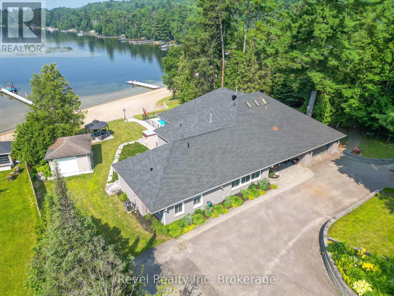 254 Silver Lady Ln, North Bay, ON P1B 8Z4