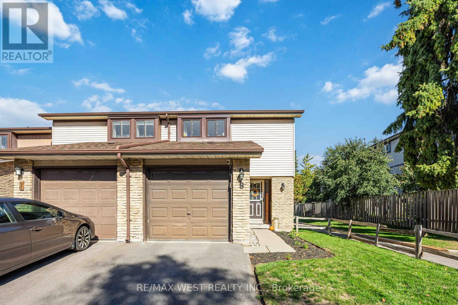 221 Ormond Dr E8 Dr, Oshawa, ON L1G 6T7