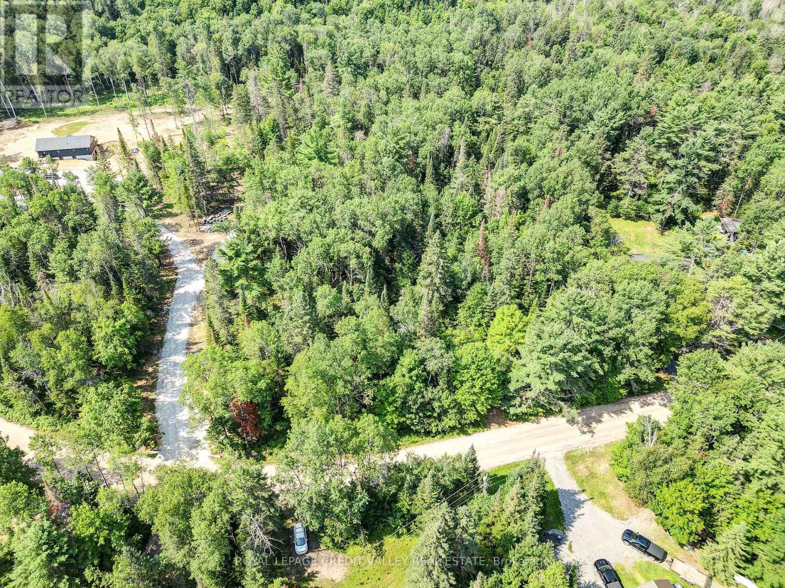 272 Glory Rd, Hastings Highlands, ON K0L 1C0