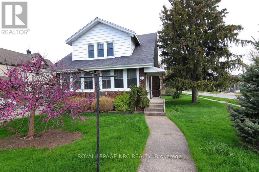 300 Phipps St, Fort Erie, ON L2A 4A8