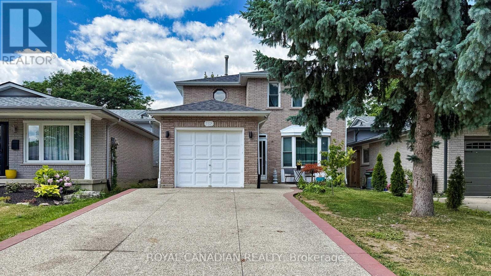 18 Millpond Pl, Hamilton, ON L8W 2W7