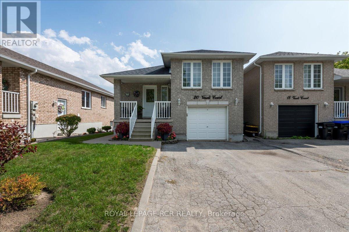 20 Veseli Ct E, Bradford West Gwillimbury, ON L3Z 3C3
