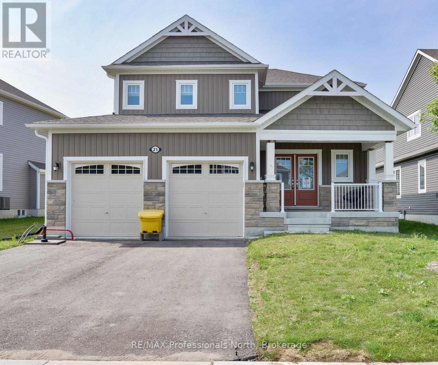 21 Chambery St, Bracebridge Macaulay, ON P1L 0N4