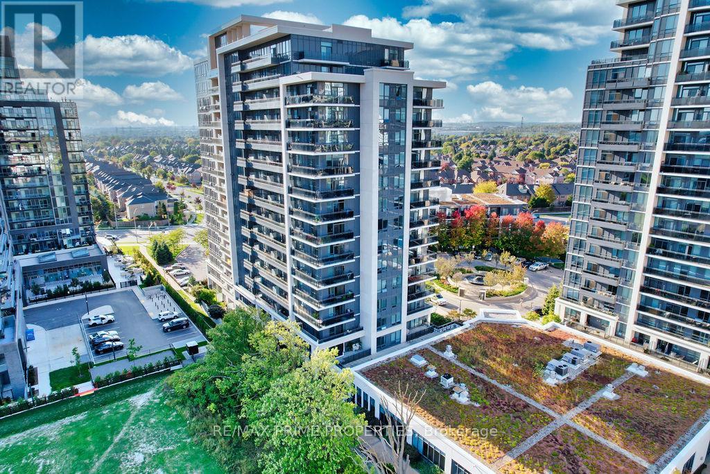 205 85 North Park Rd, Vaughan, ON L4J 0H9