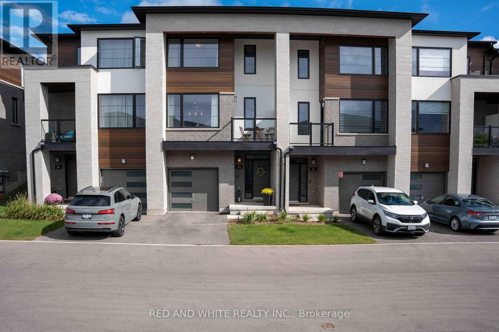 25 350 River Rd, Cambridge, ON N3C 0H4