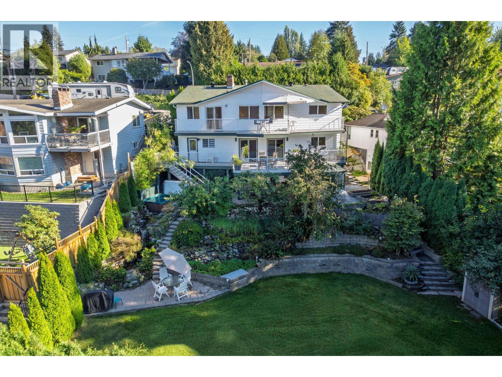1496 Mary Hill Ln, Port Coquitlam, BC V3C 4C3