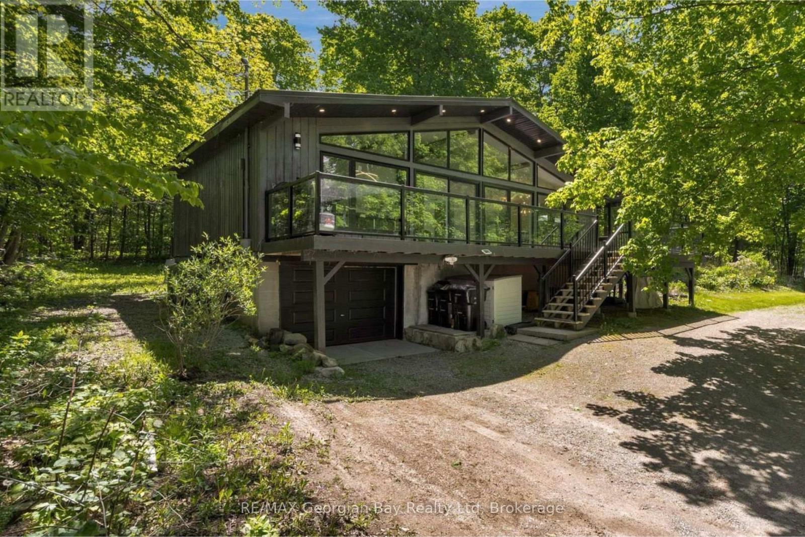 1745 Twin Oaks Cres, Severn, ON L0K 1E0