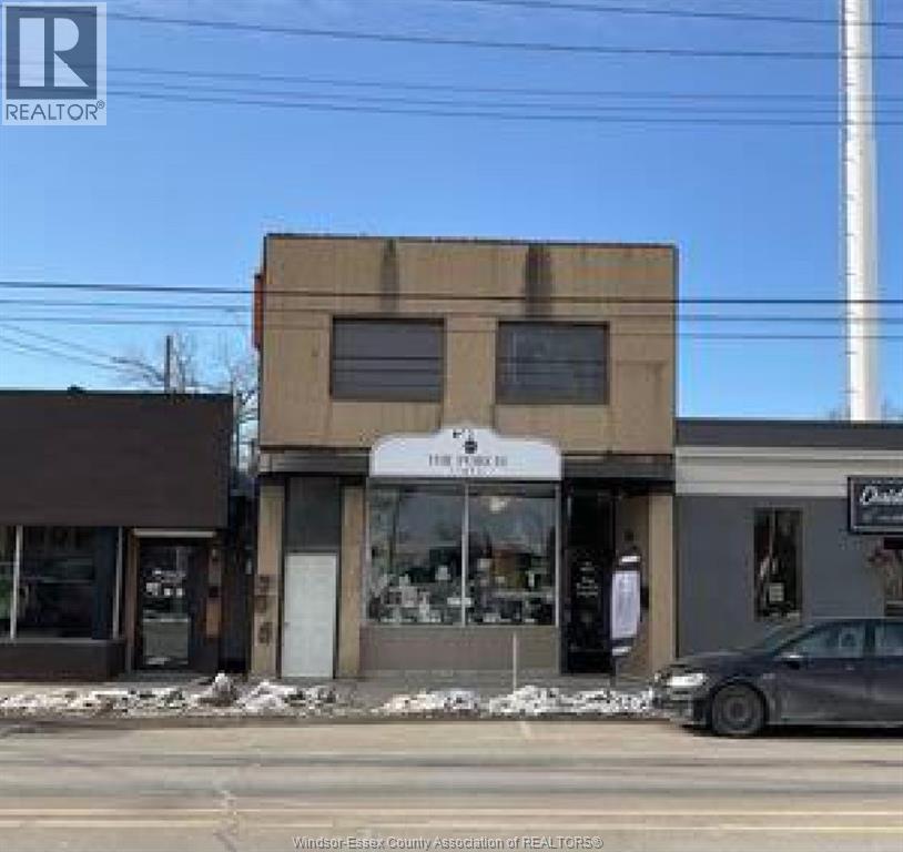 218 Queen St, Chatham, ON N7M 2H1