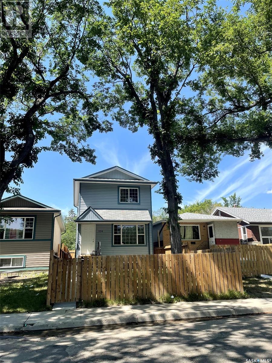 1154 Retallack St, Regina, SK S4T 2H3