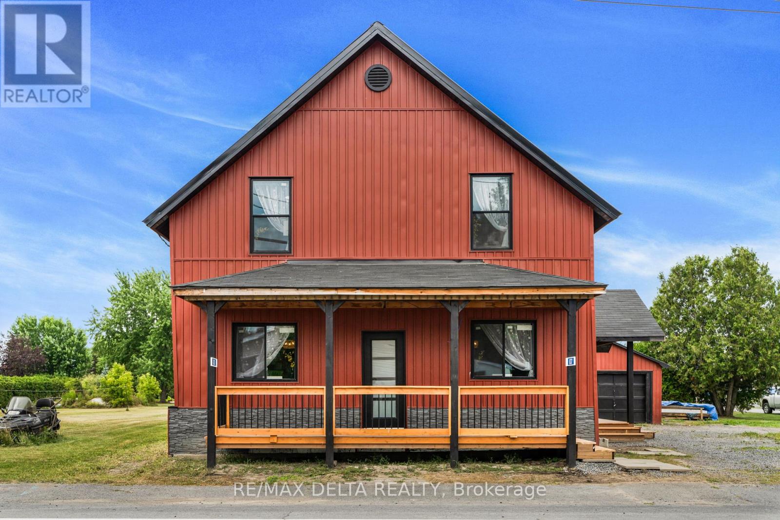 637 County Road 9 Rd, Alfred and Plantagenet, ON K0B 1L0