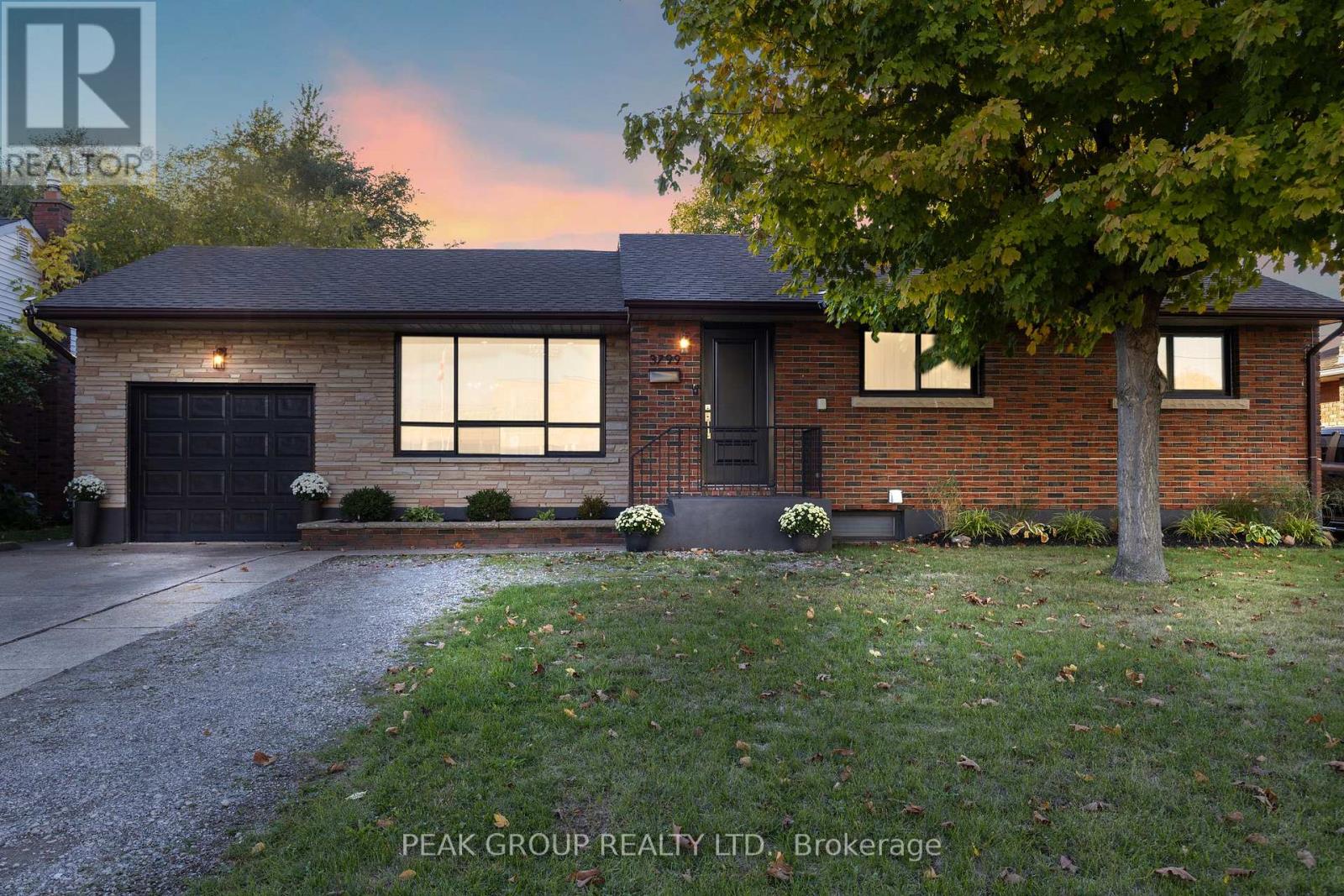 3799 Windermere Rd, Niagara Falls, ON L2J 2Y4