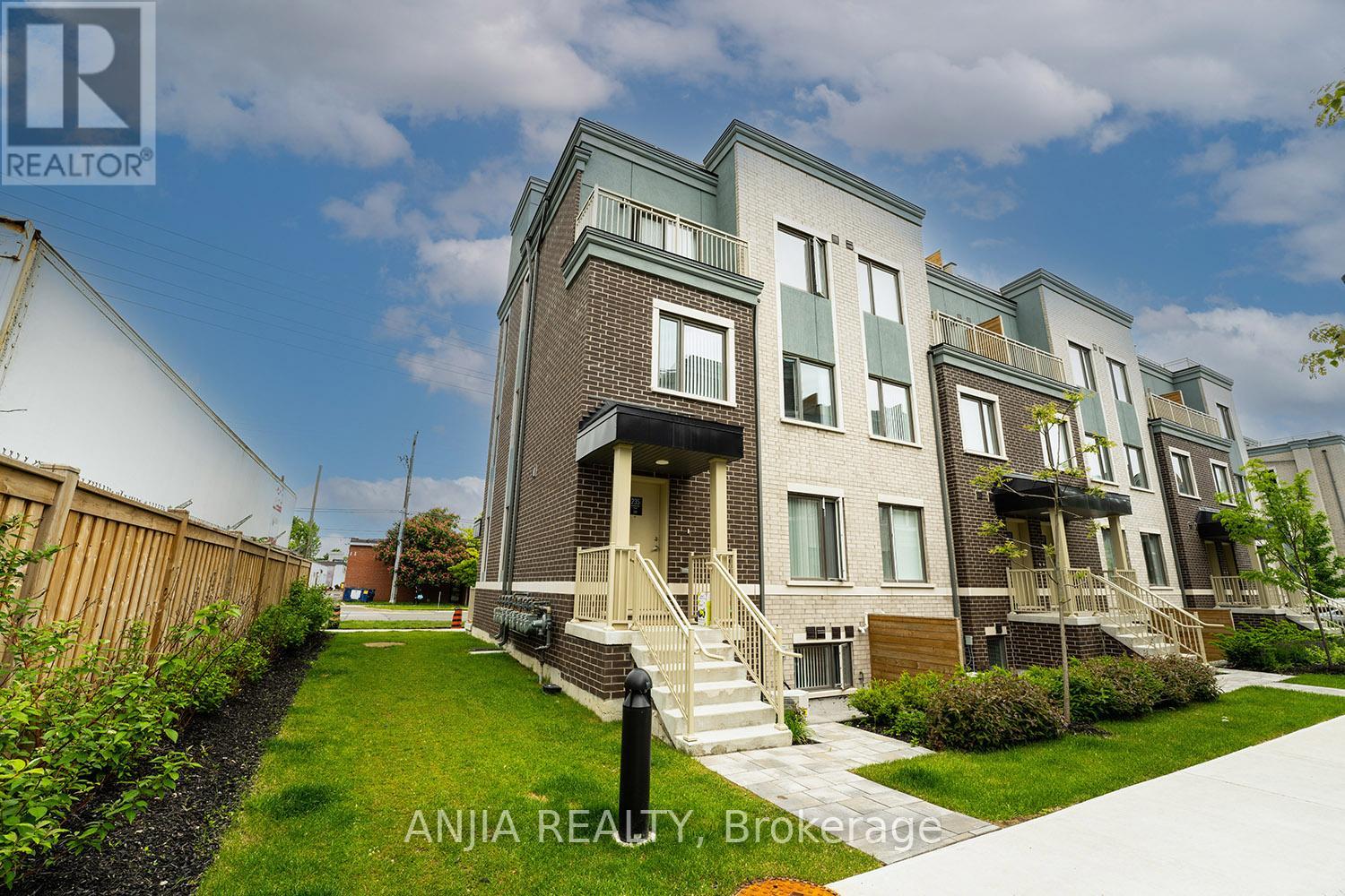 139 235 Birmingham St, Toronto, ON M8V 0J5