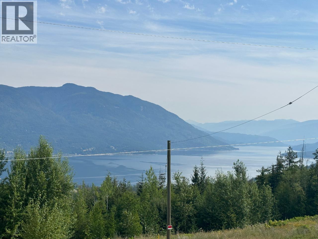 4652 Rose Cres, Eagle Bay, BC V0E 1T0