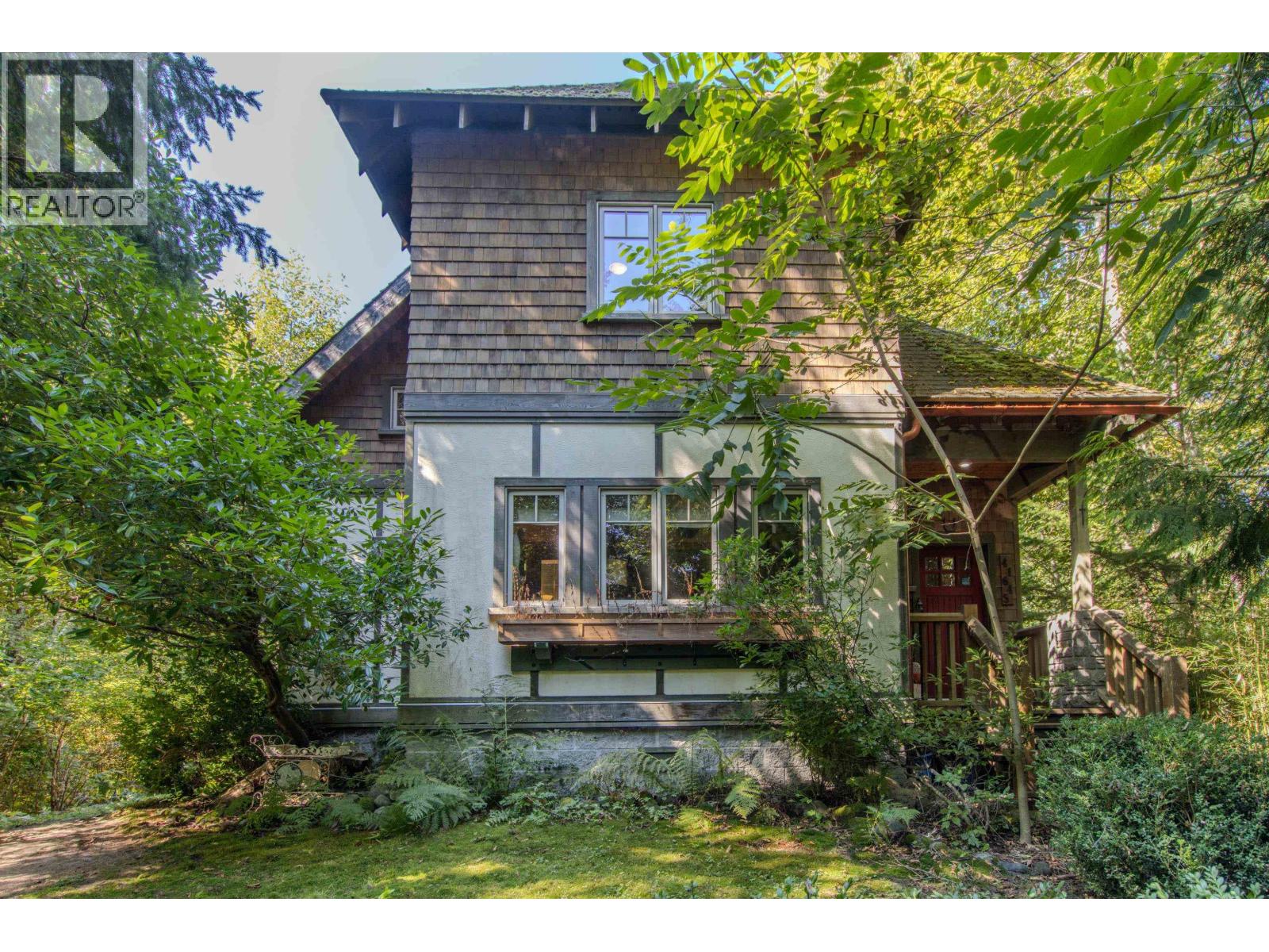 41645 Government Rd, Squamish, BC V0N 1H0