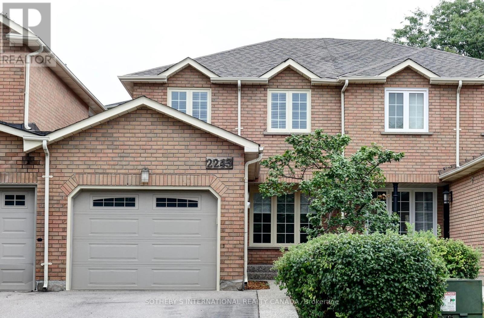 2243 Shipwright Rd, Oakville, ON L6M 3B1