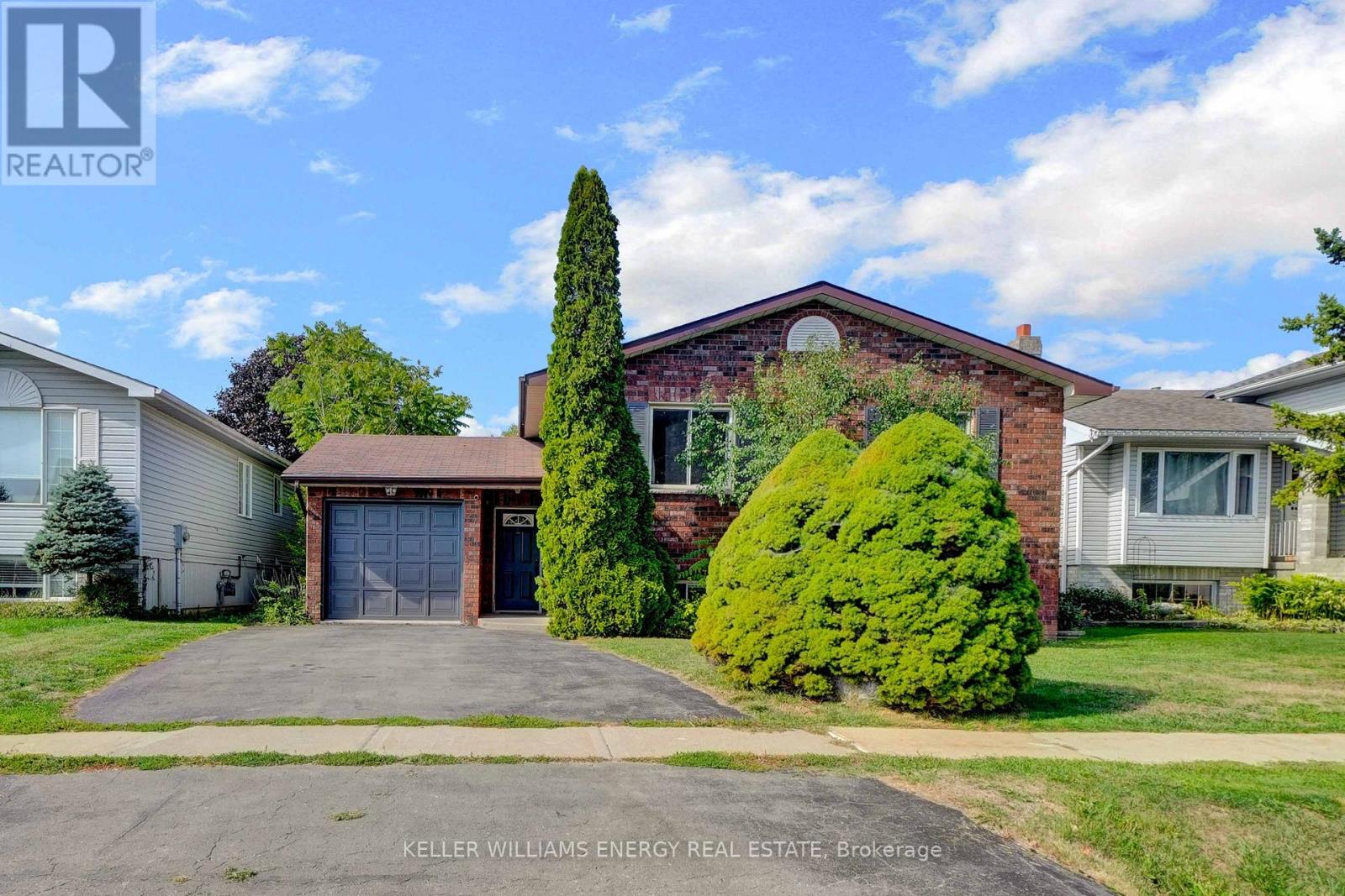27 First Ave, Prince Edward County Wellington Ward, ON K0K 3L0